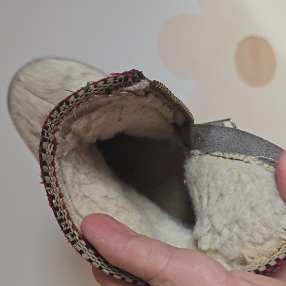 Vintage Toddler FUR Boots - Picture 10 of 12